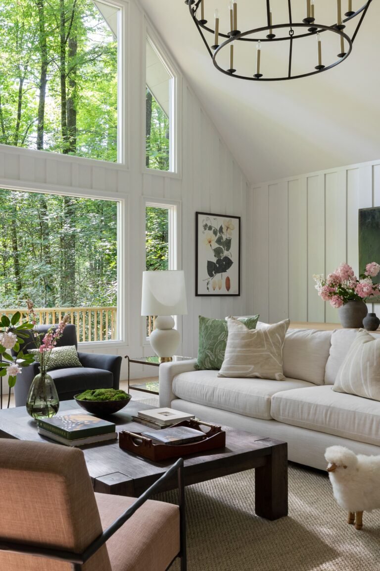 Modern Farmhouse Living Room Ideas That Don’t Feel Outdated