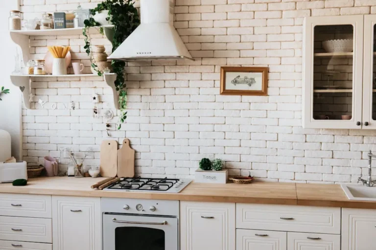 DIY Spice Rack Hacks for Tiny Kitchens with Zero Counter Space