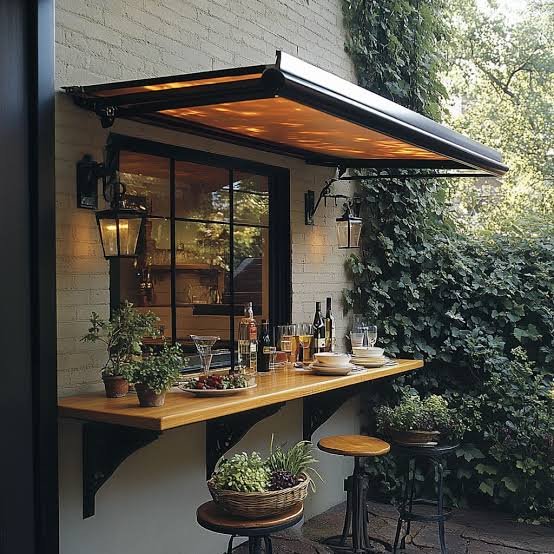 How to Create an Outdoor Dining Area on a Tight Budget